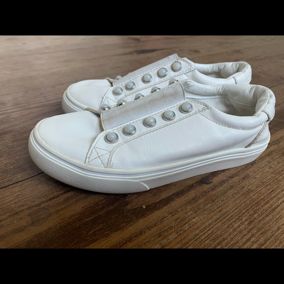 Bcbg girls size 2 white with silver PREOWNED - Picture 6 of 10